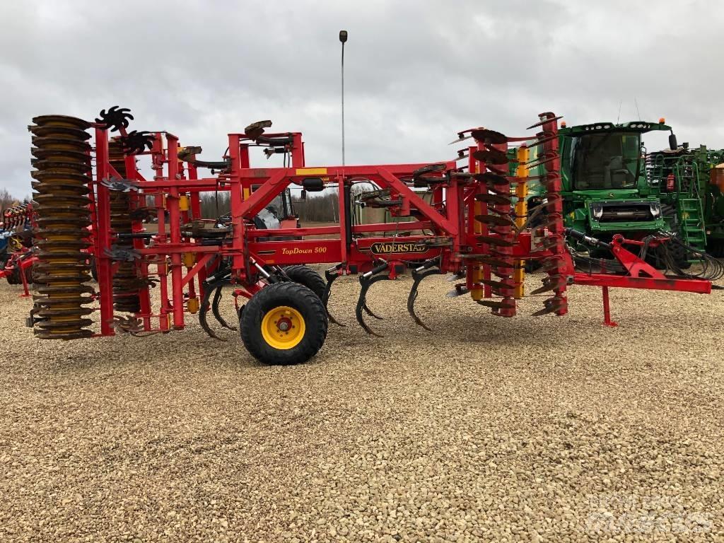 Väderstad Topdown500 Cultivators