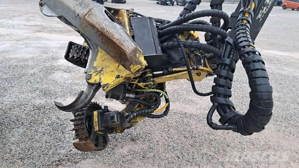 John Deere 1070 D Harvesters