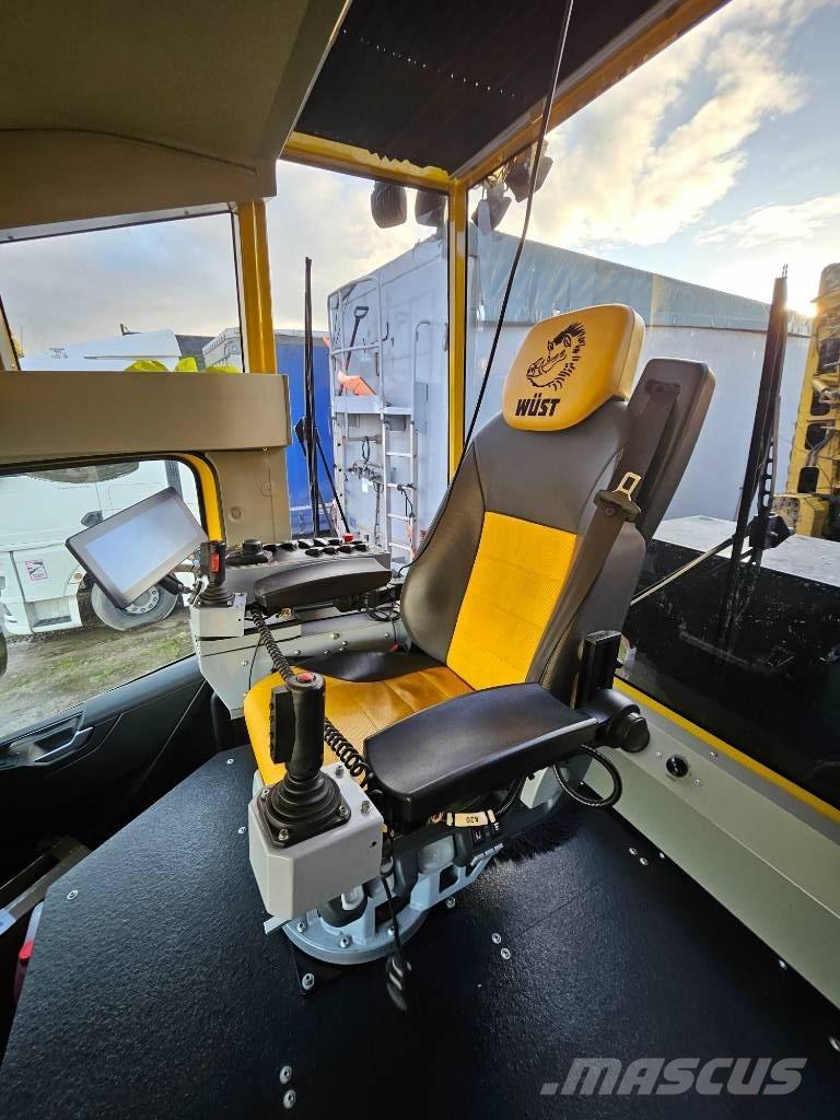  Wust SM802 Wood chippers