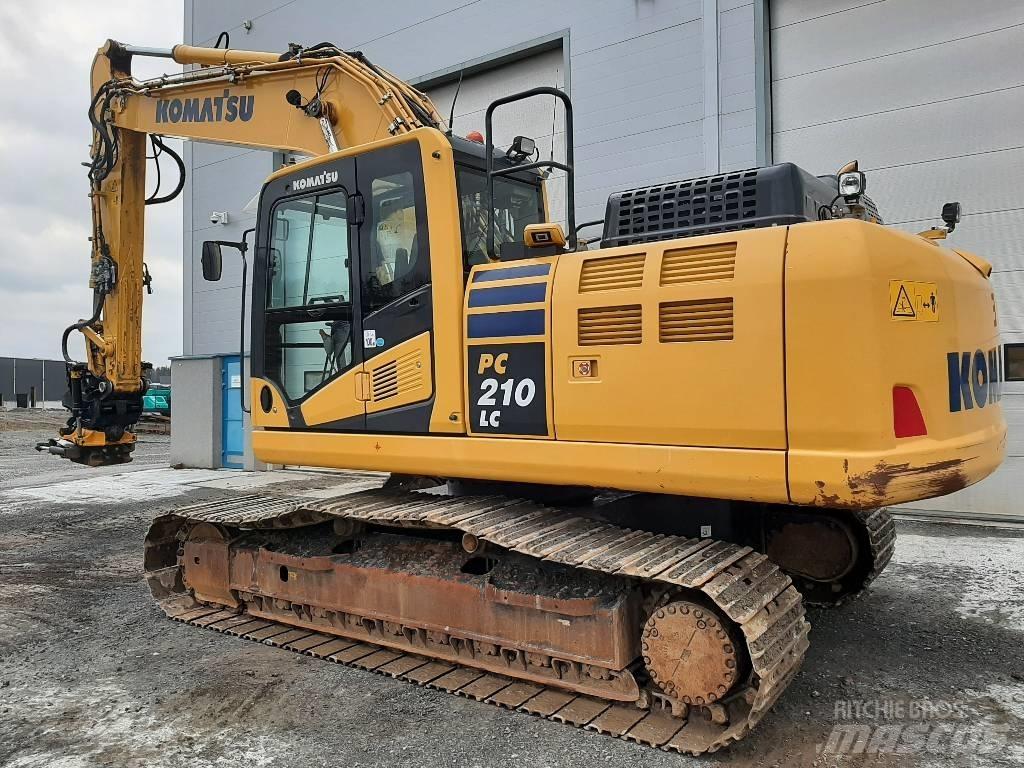 Komatsu PC 210 LC-11 Crawler excavators