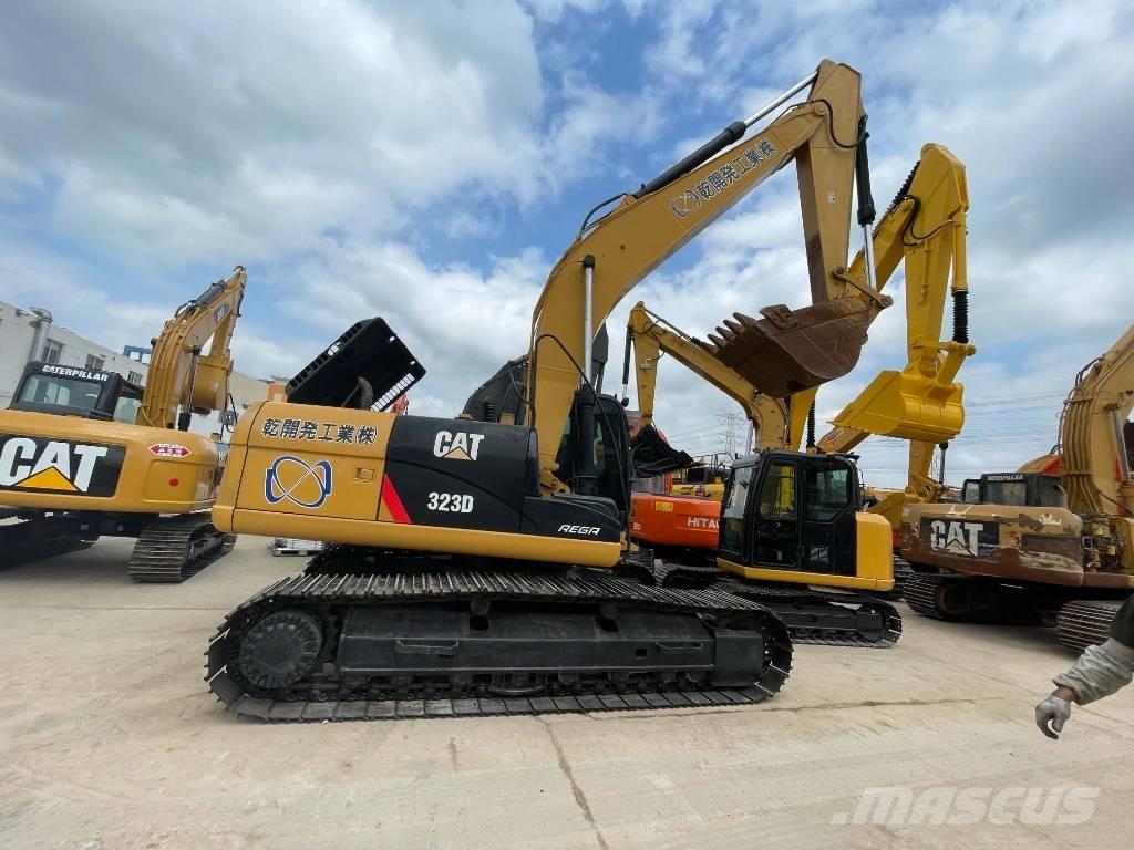 CAT 323 D Crawler excavators