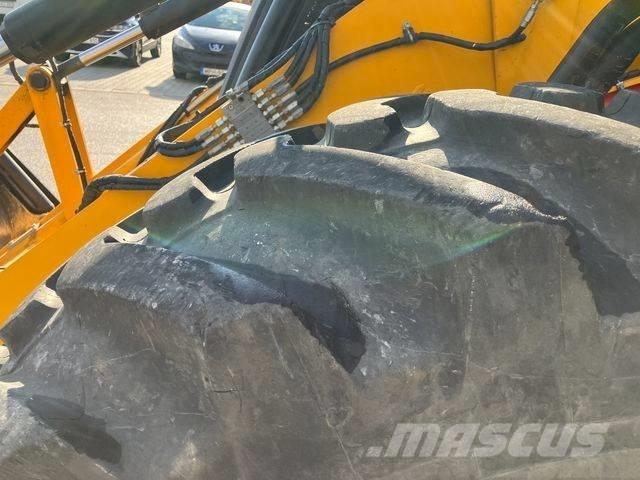 JCB 4 CX Pro Backhoe loaders