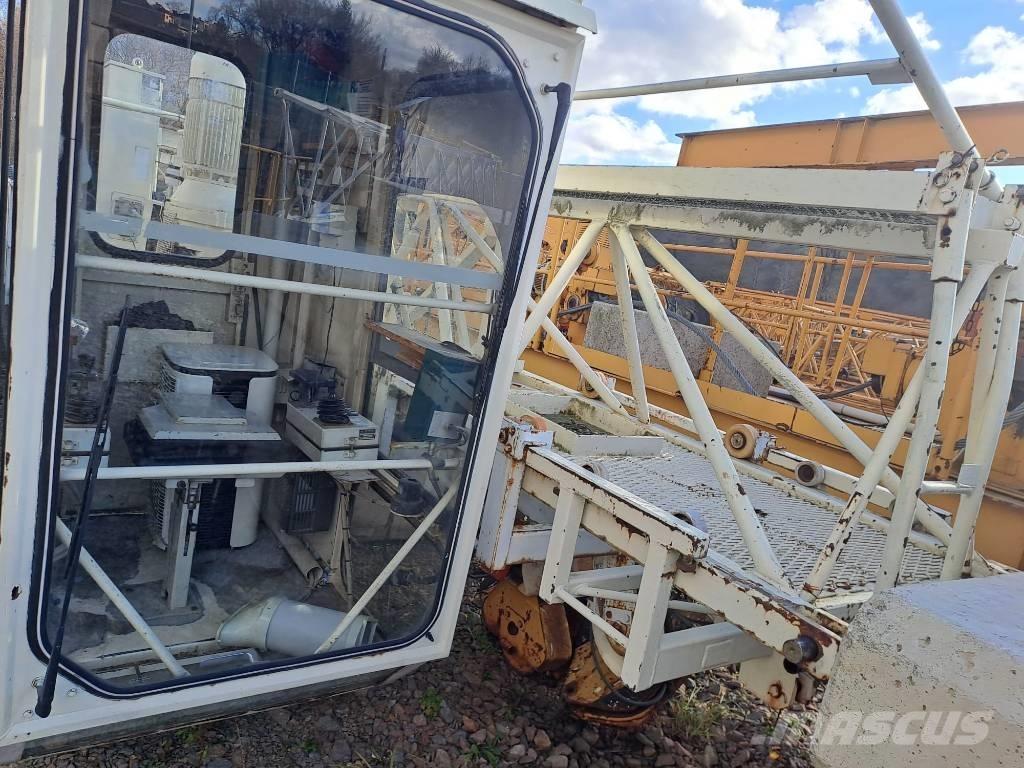 Liebherr 71 EC Tower cranes