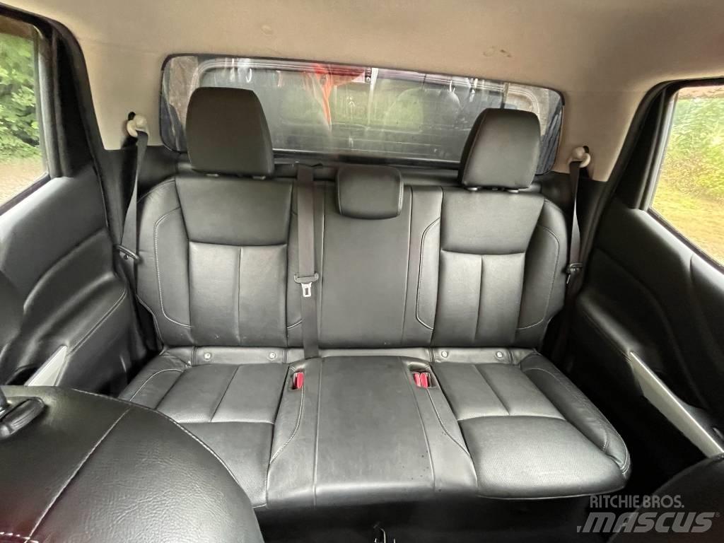 Nissan Navara Pick up/Dropside