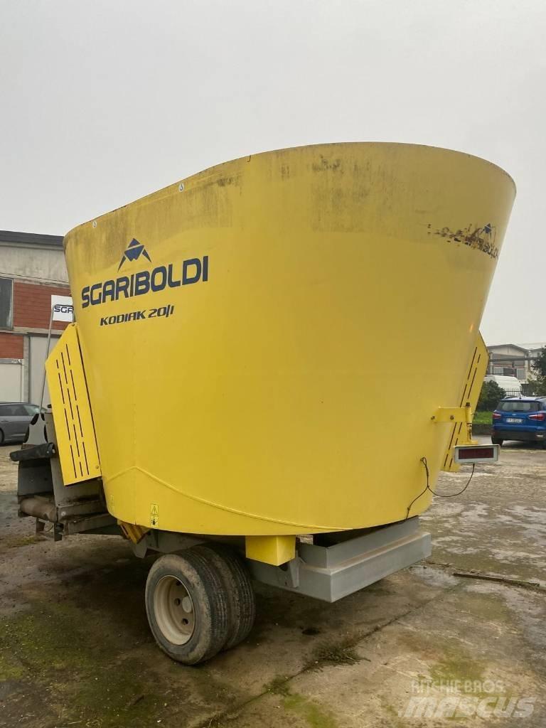 Sgariboldi Kodiak Mixer feeders