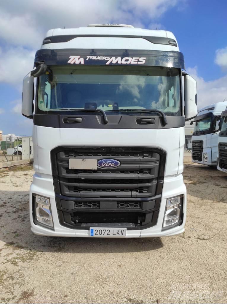 Ford F-MAX 500 Tractor Units