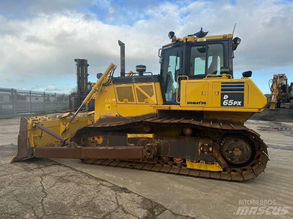 Komatsu D 65 PX-18 Crawler dozers
