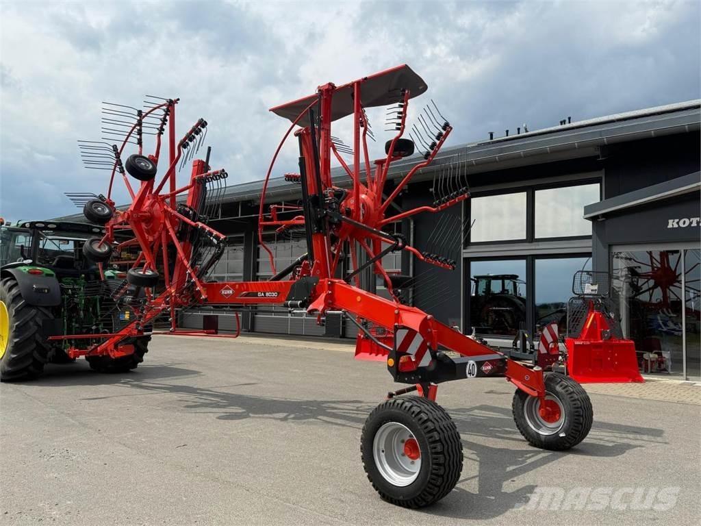 Kuhn GA 8030 Windrowers