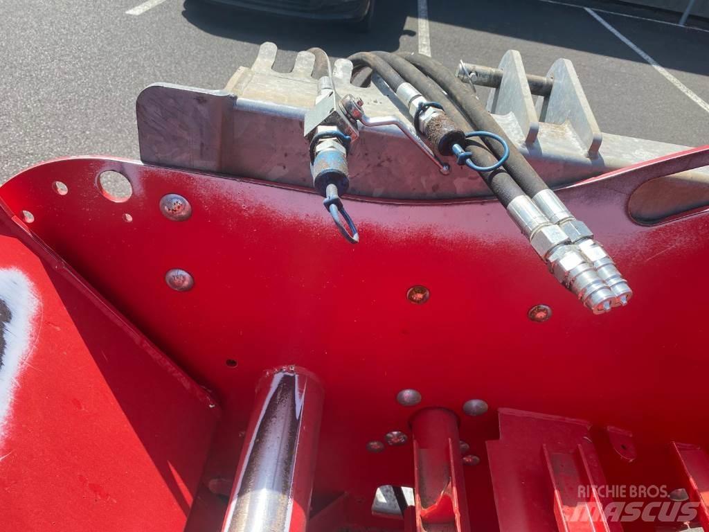 Silofarmer DB18 Bale shredders, cutters and unrollers