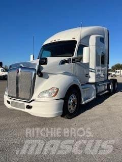 Kenworth T680 Tractor Units
