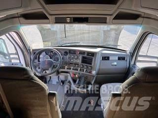 Kenworth T680 Tractor Units