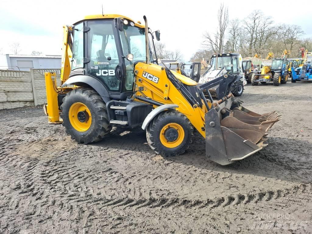 JCB 3 CX Backhoe loaders