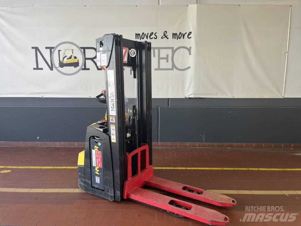 Hyster S1.4 Pedestrian stacker