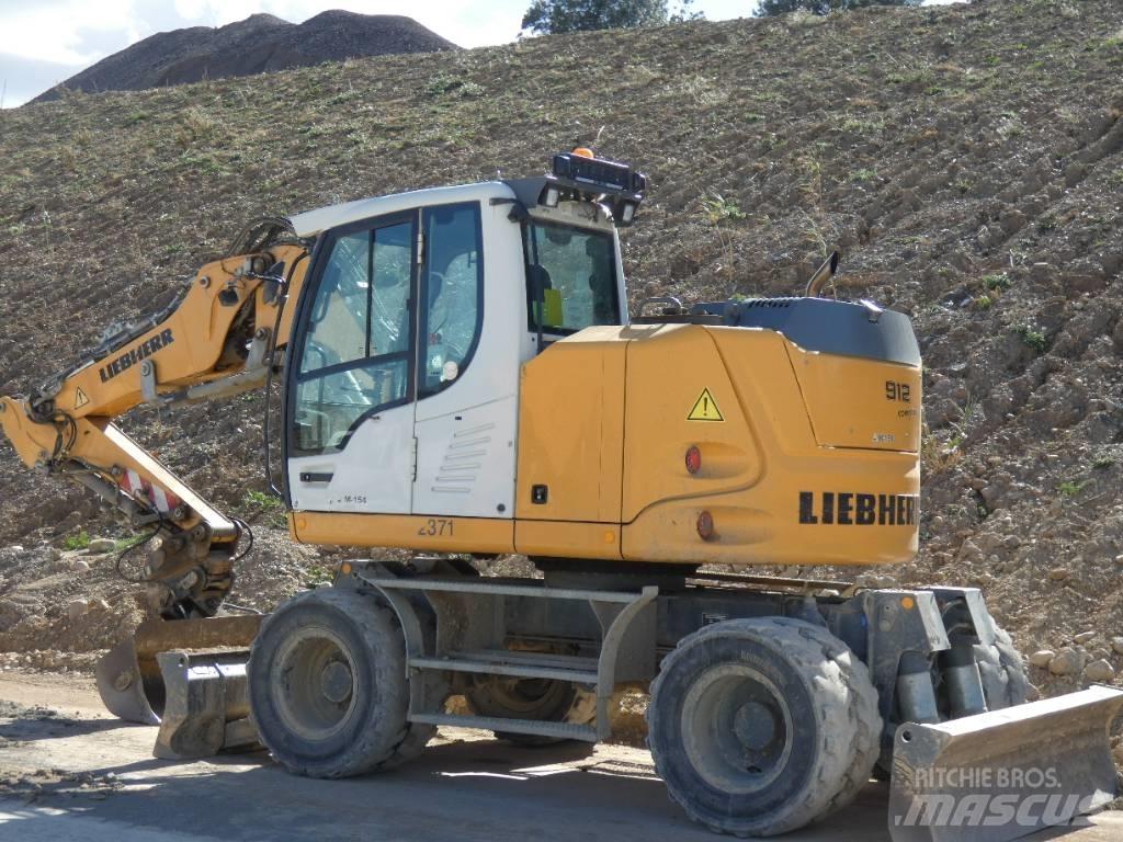 Liebherr A 912 Wheeled excavators