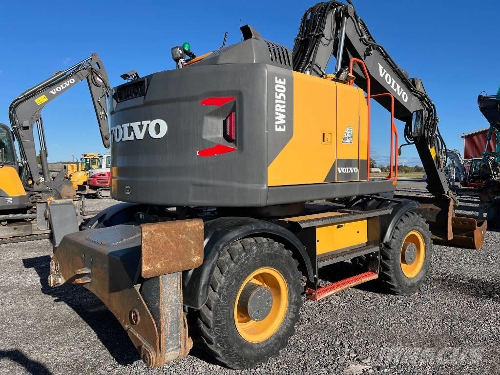 Volvo EWR 150 E Wheeled excavators