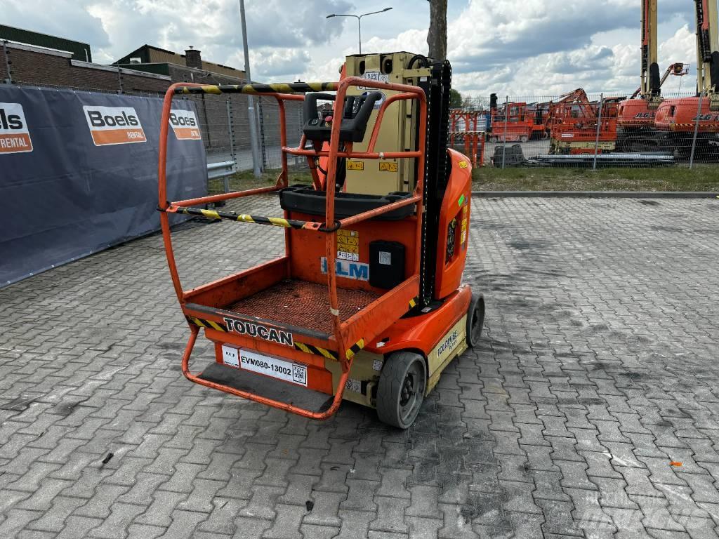 JLG T08E Vertical mast lifts
