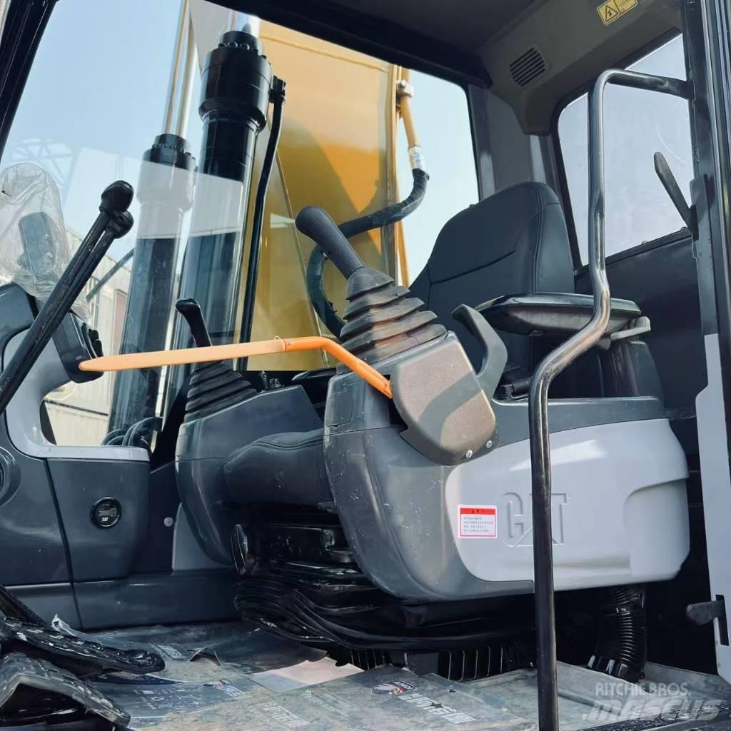 CAT 320 D2 L Crawler excavators