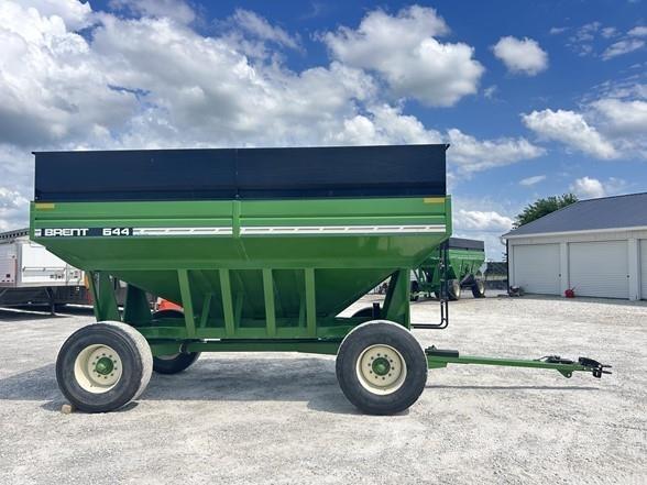 Brent 644 Grain / Silage Trailers
