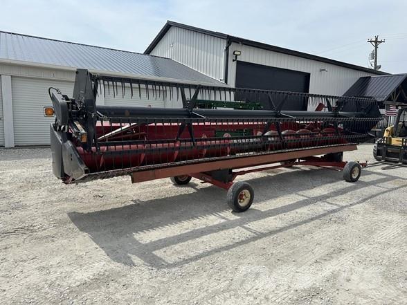 Case IH 1020 Combine harvester heads