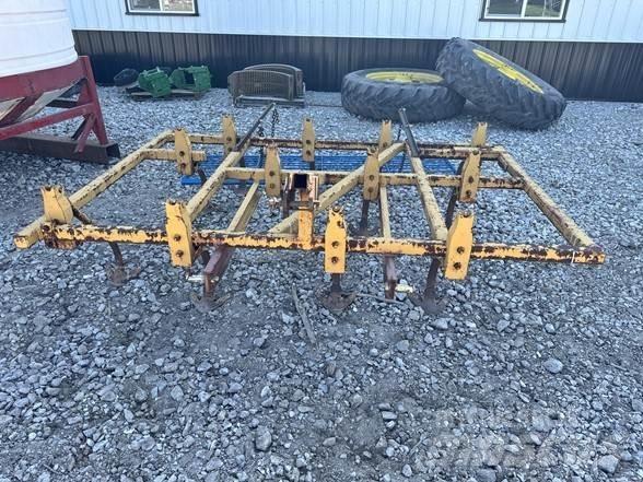  CUSTOM MADE 8 Construction - Others