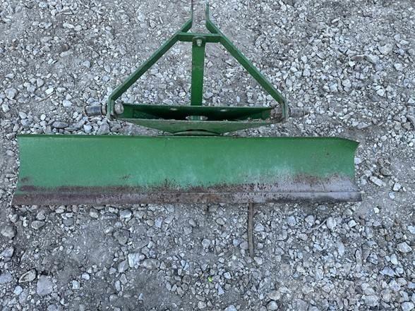 John Deere 60 Blades