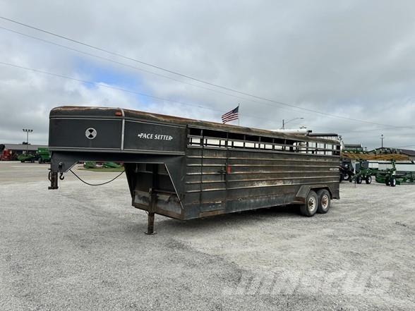  PACESETTER 24 Animal transport trailers