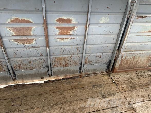  PACESETTER 24 Animal transport trailers