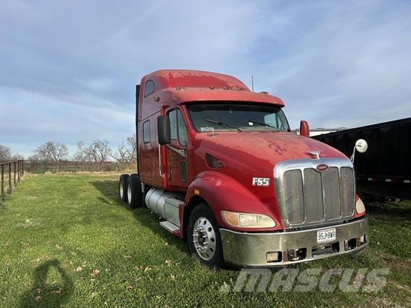 Peterbilt 387 Tractor Units