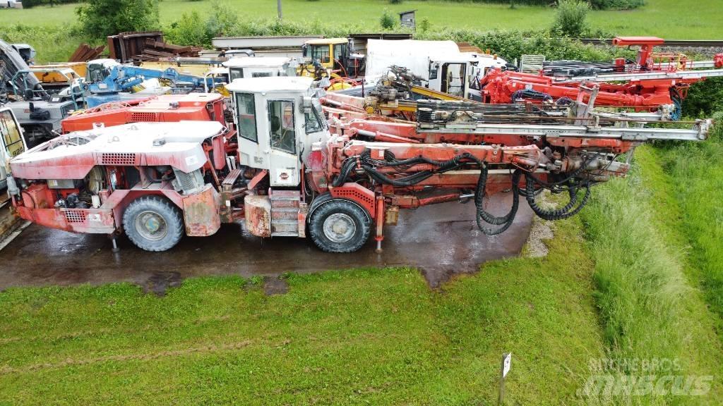 Sandvik DT820SC Tunneling and underground mining drills