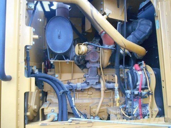 CAT 140M Graders