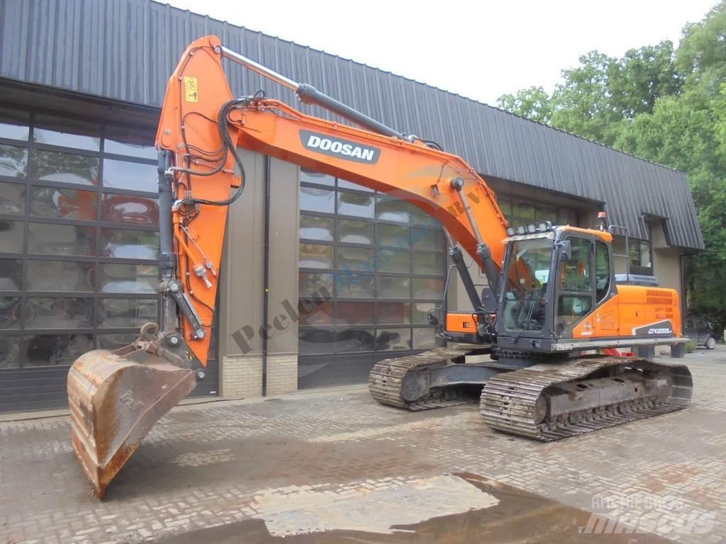 Doosan DX 255 LC-5 Crawler excavators