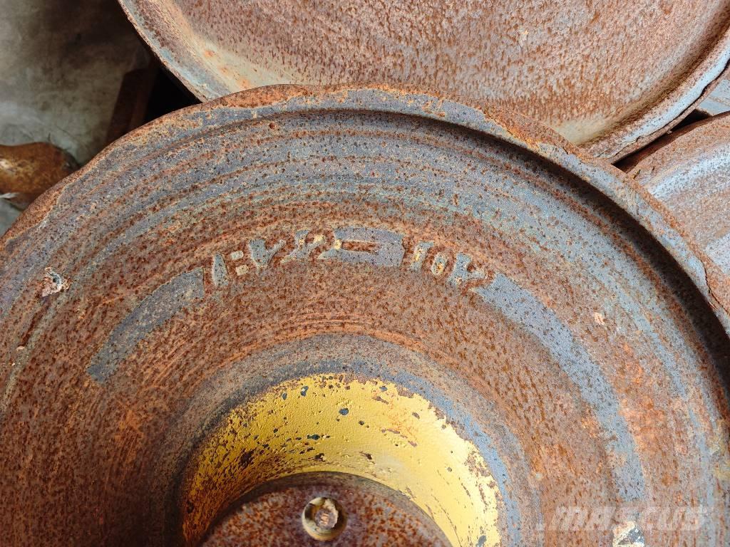 CAT D 6 N LGP Tracks, chains and undercarriage