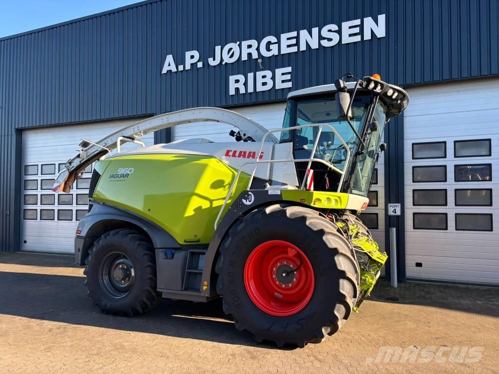CLAAS Jaguar 960 4WD Self-propelled foragers