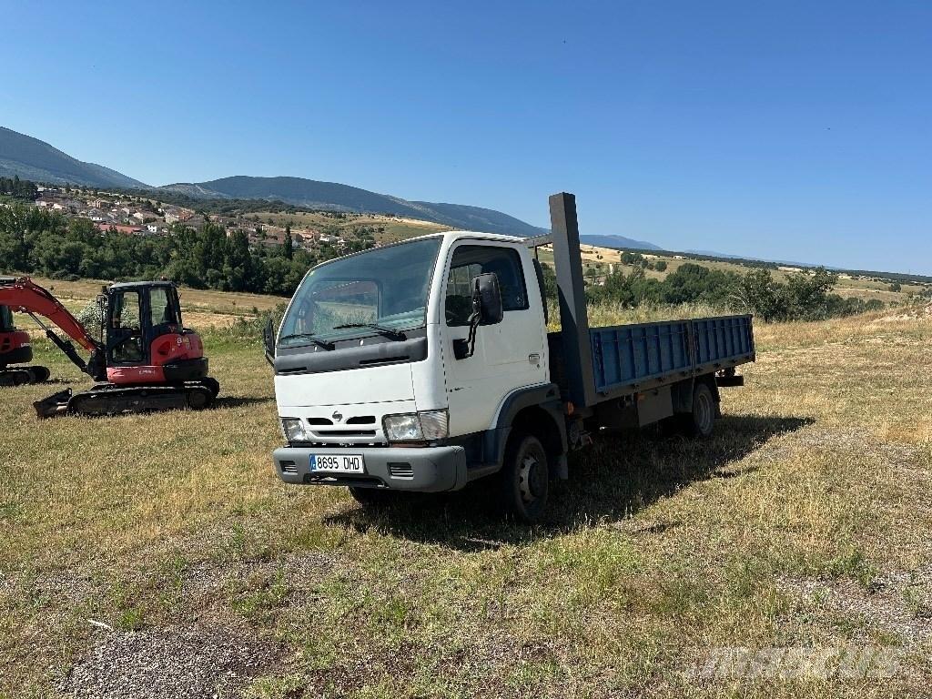 Nissan CABSTAR 35.13 Trailer mounted aerial platforms
