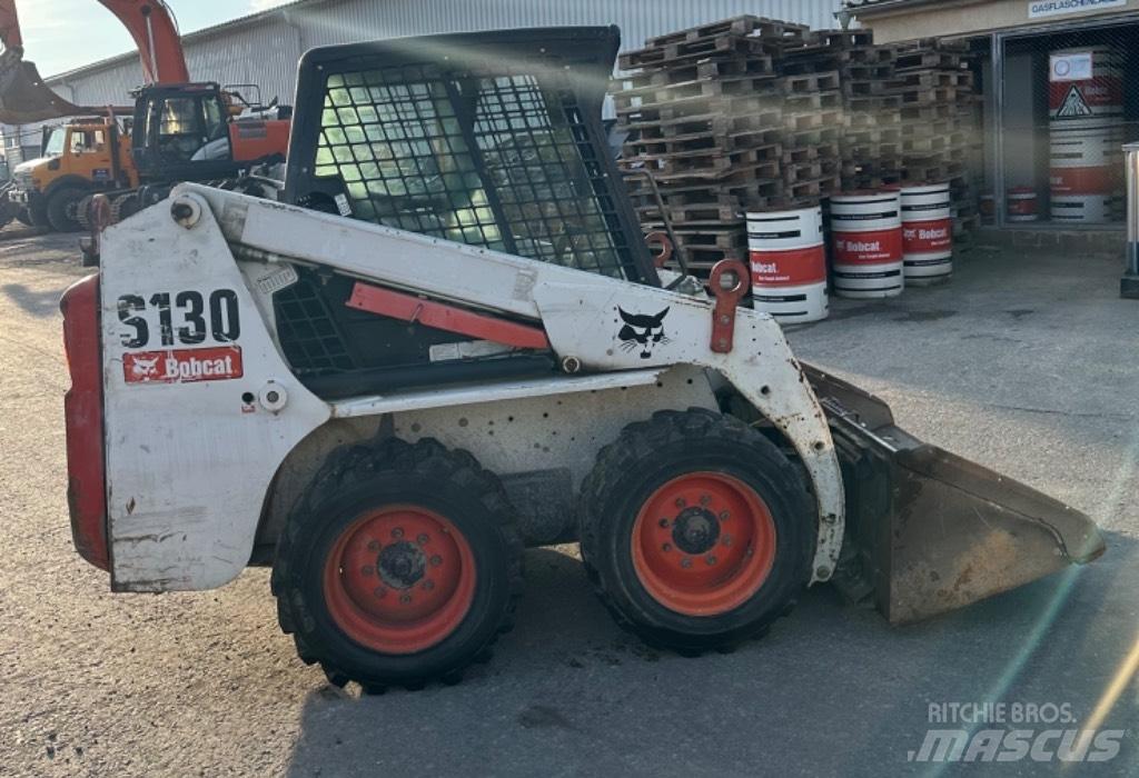 Bobcat S 130 Skid steer loaders