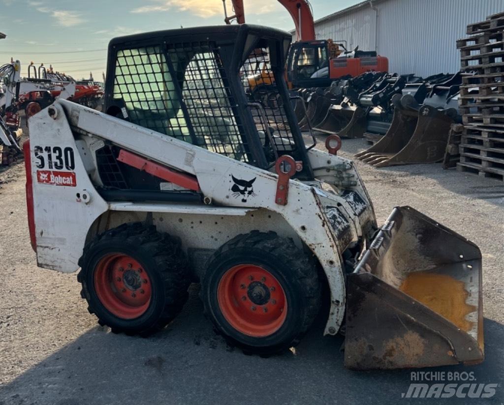 Bobcat S 130 Skid steer loaders