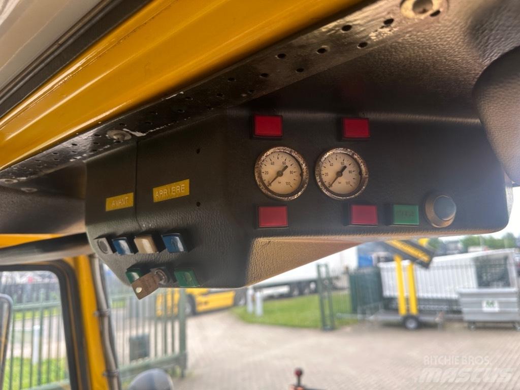 Unimog U1400 Rail Sand and salt spreaders