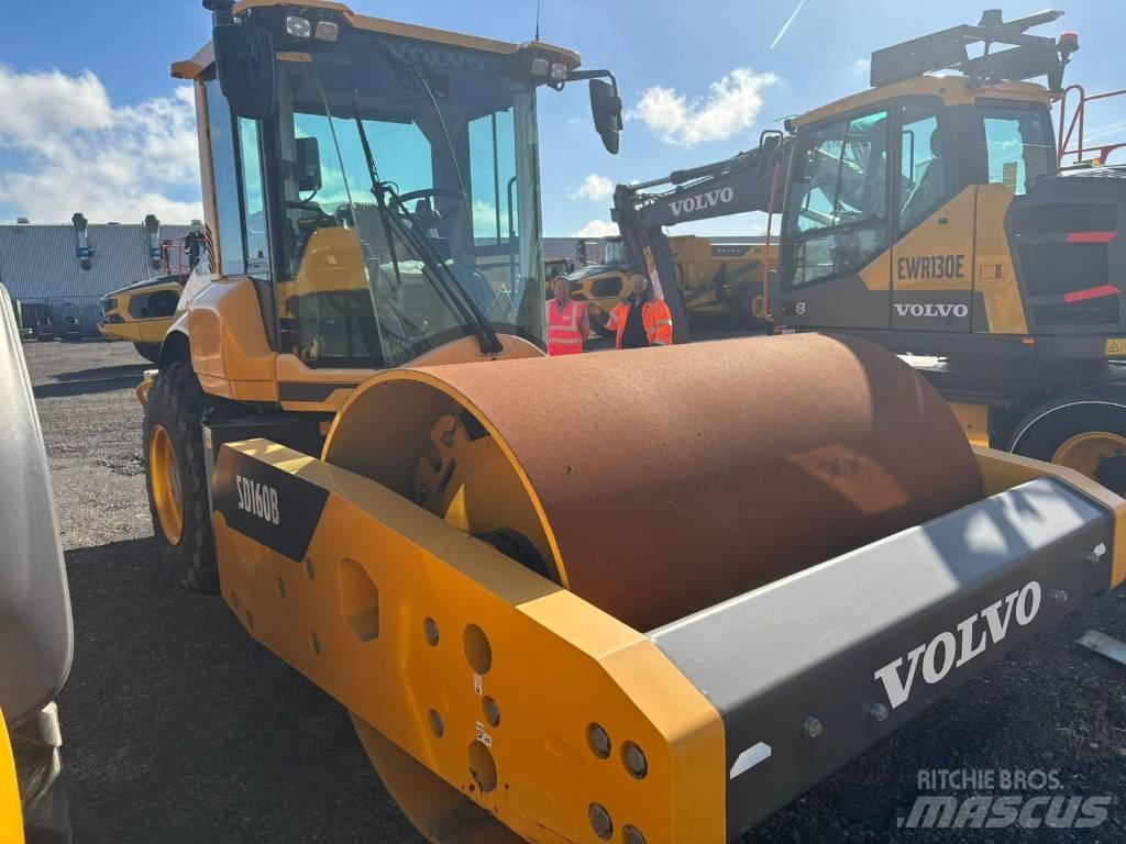 Volvo SD 160 B Pneumatic tired rollers