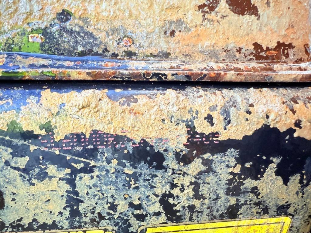 JCB 3TST Site dumpers