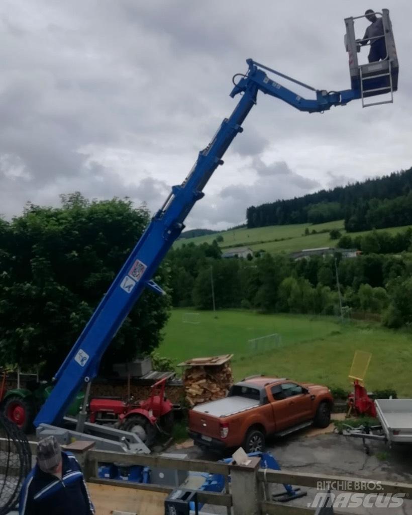 Teupen Leo 30 T Telescopic boom lifts
