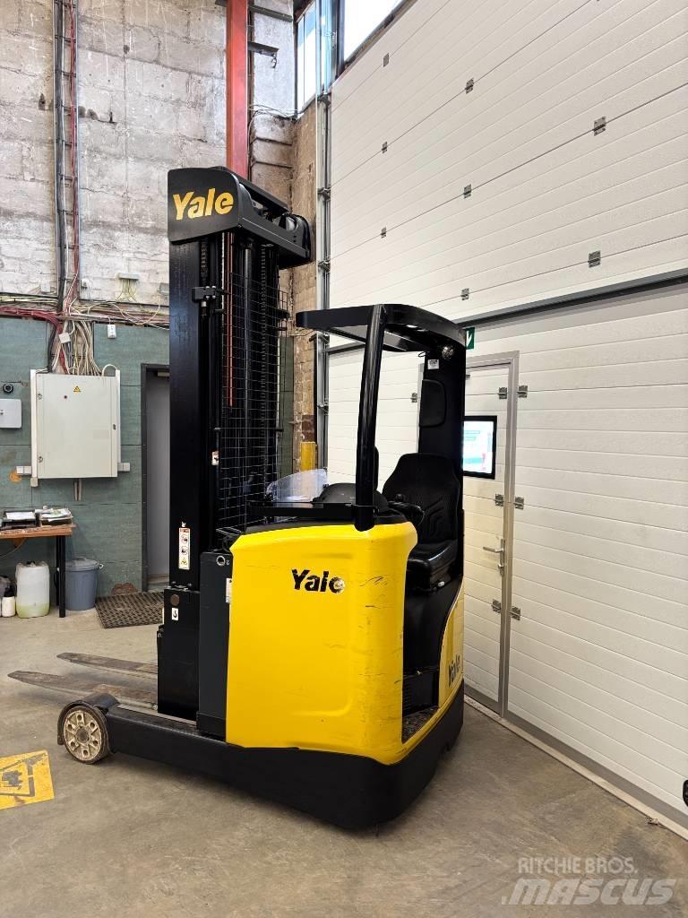 Yale MR 14 Reach trucks