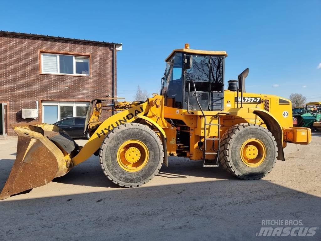 Hyundai HL 757-7 Wheel loaders