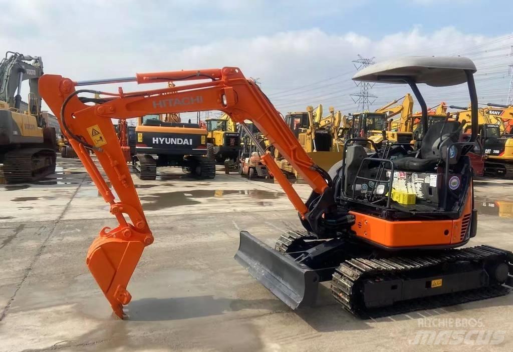 Hitachi 30 Crawler excavators