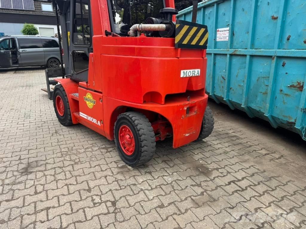 Mora M 85 C Diesel trucks