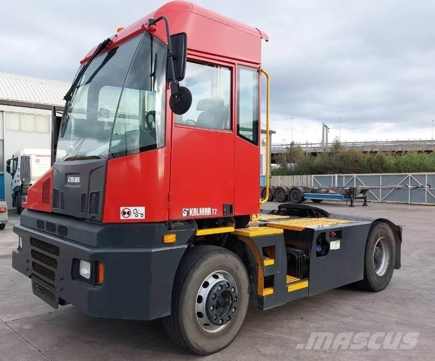 Kalmar T2i Terminal tractors