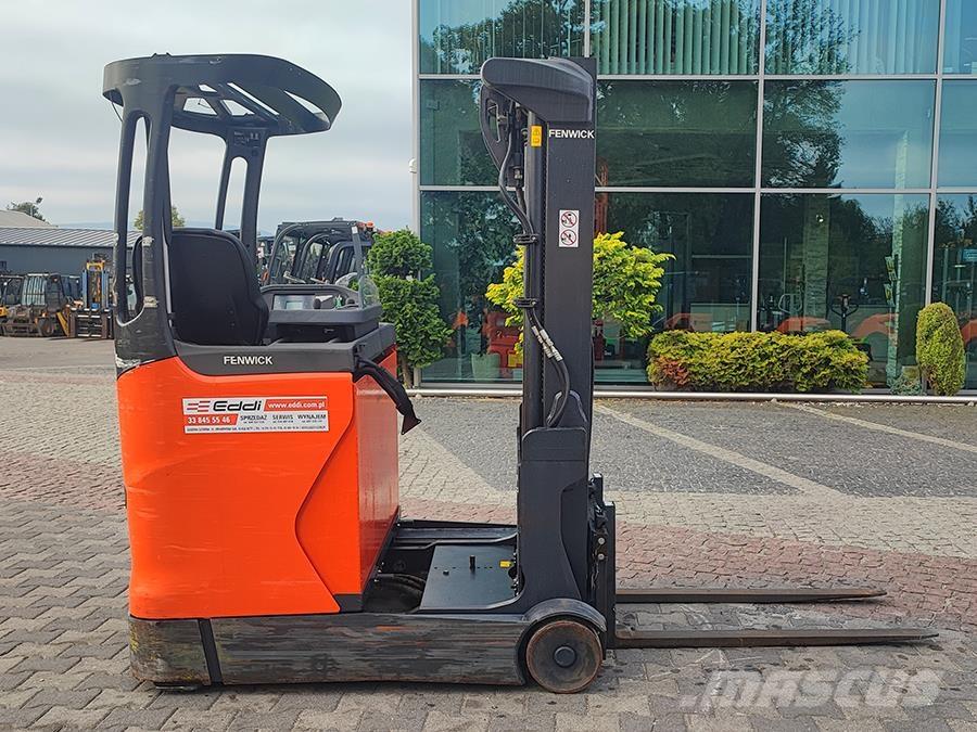 Linde R12B-01 Reach trucks