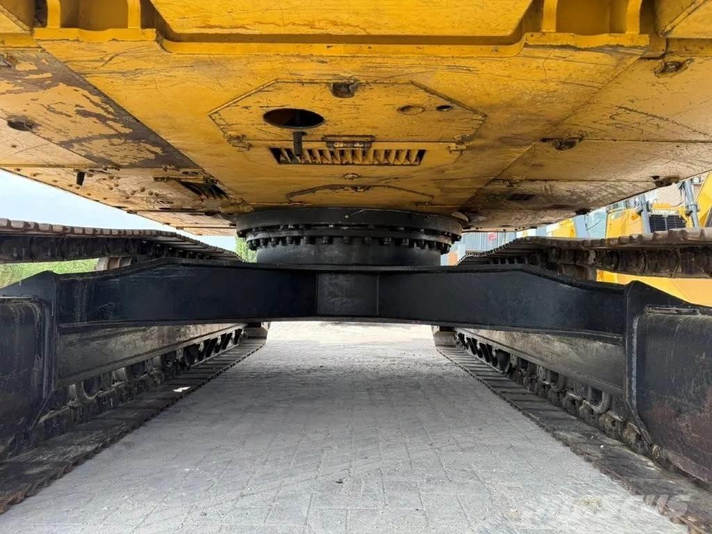 CAT 322CLN Crawler excavators