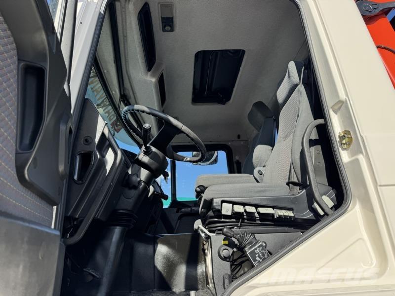 MAN 19.364 FAC Crane trucks