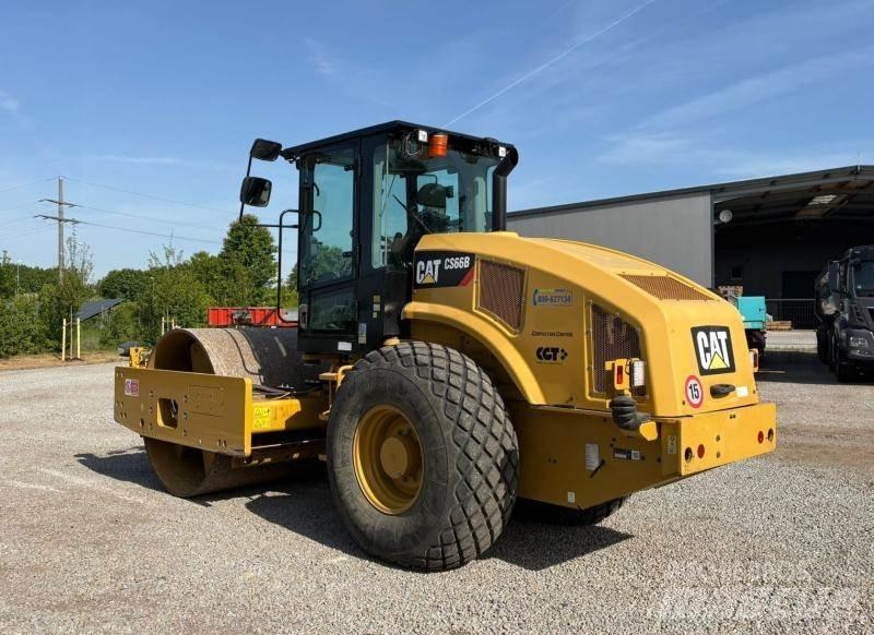 CAT CS66B Soil compactors