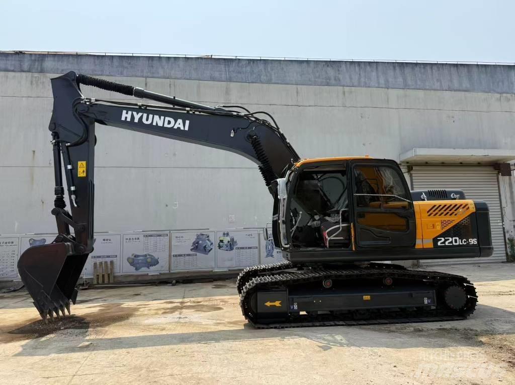 Hyundai R220LC-9S Midi excavators  7t - 12t